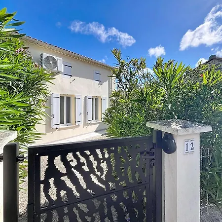 Les Lauriers Roses - 2 Bedrooms Near Blaye *